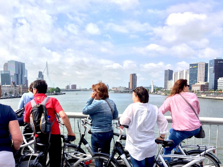 Rotterdam: 2.5-Hour Highlights Bike Tour - Markthal, a bold stop in the city center