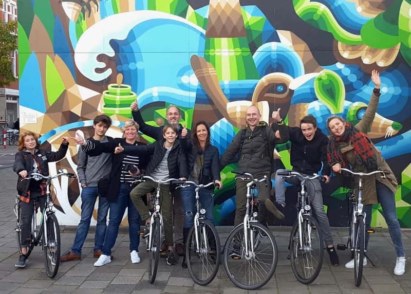 Rotterdam: City Highlights Guided Bike Tour - Key points at a glance