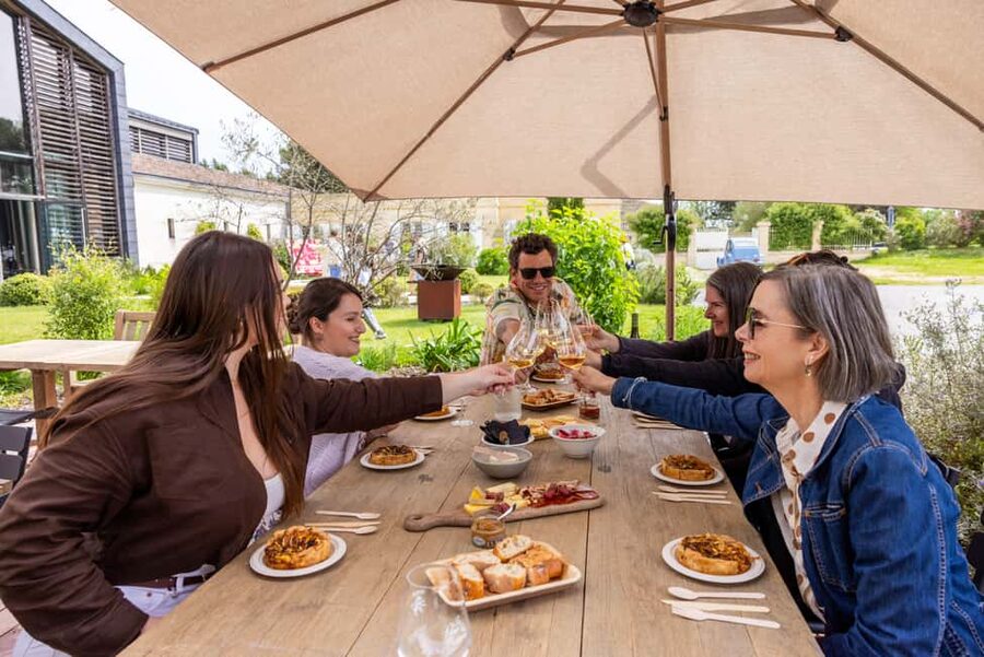 Saint Emilion Wine and Bike Tour - Why this is a smart way to see Saint-Émilion