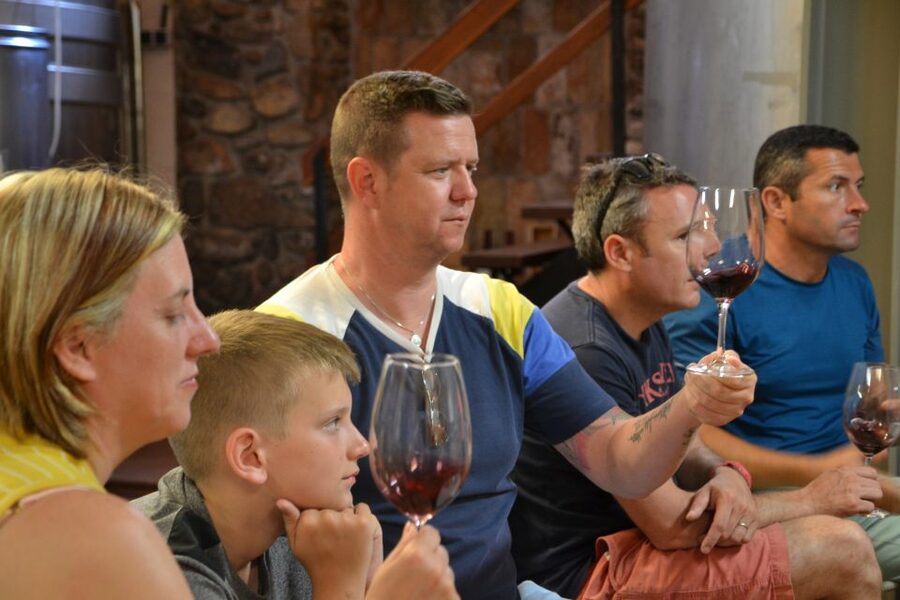 Salou: Easy Bike Tour with Wine Tasting - Key points at a glance