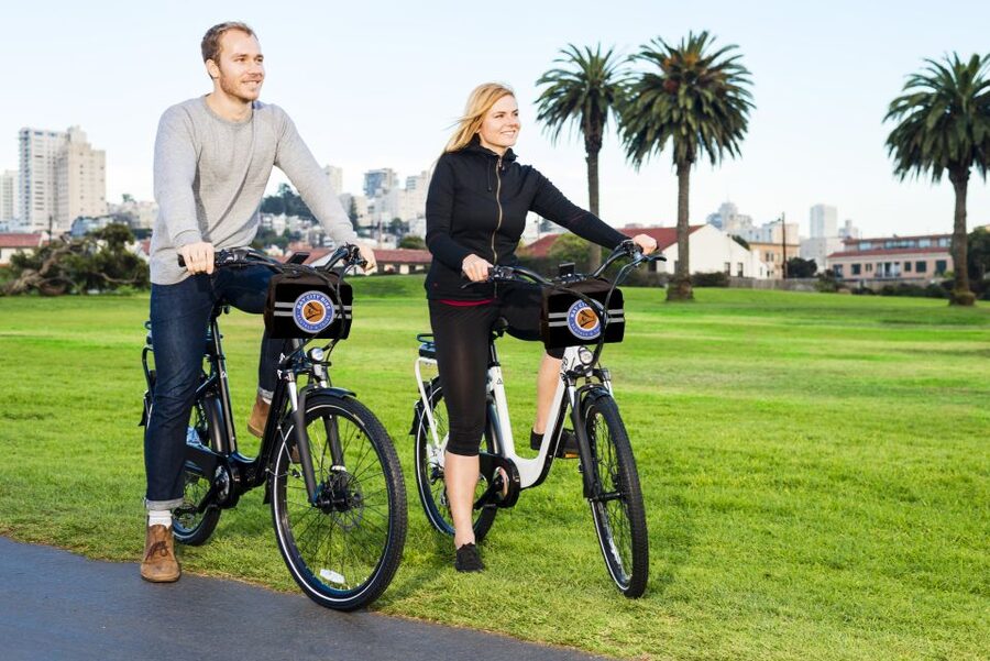 San Francisco: Golden Gate Bridge E-Bike Rental - Riding Toward the Golden Gate