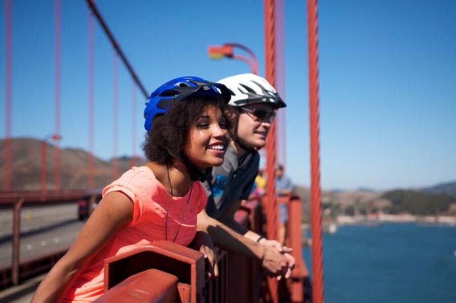 San Francisco: Golden Gate Bridge to Sausalito Bike Tour - Guide quality and what it adds