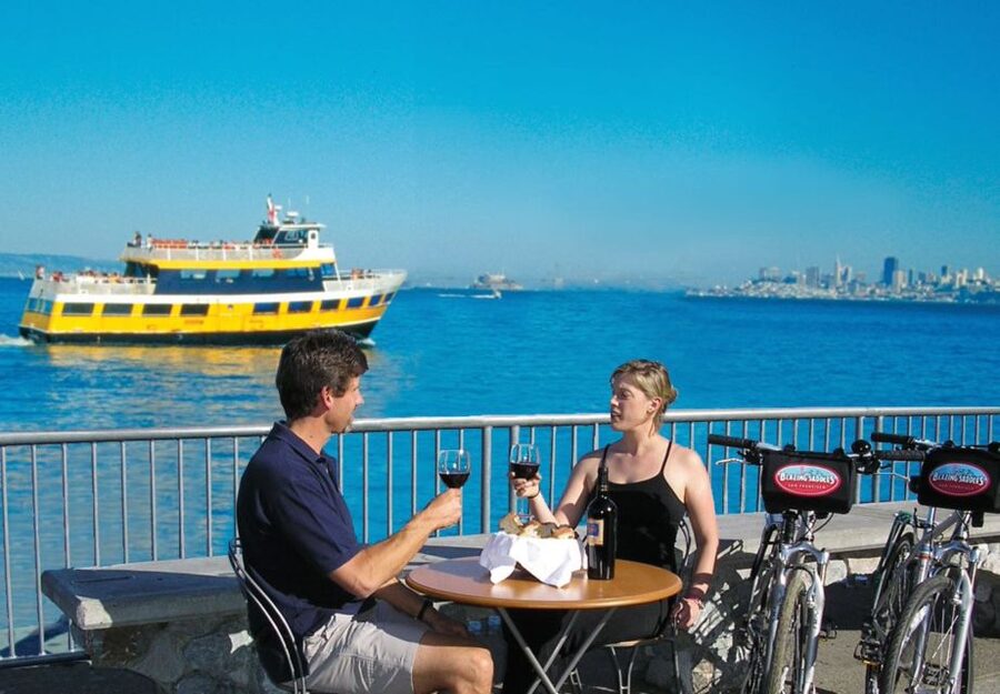 San Francisco: Golden Gate Bridge to Sausalito Bike Tour - Starting at Fisherman’s Wharf and Aquatic Park