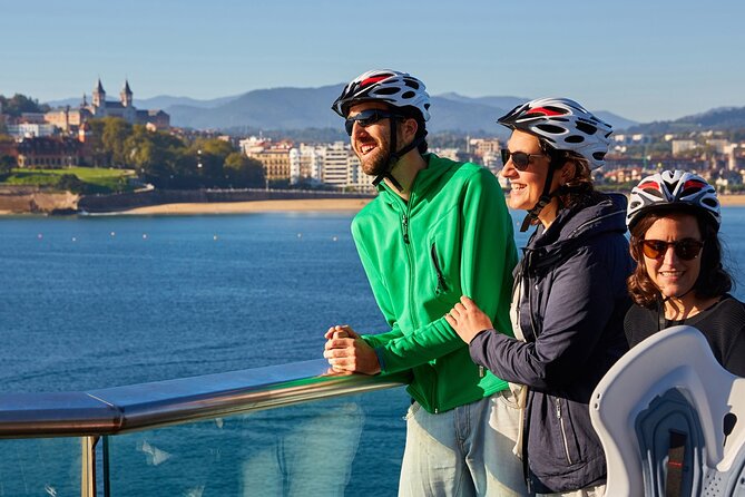 San Sebastian E-bike trour: Basque History and Cultural. - Kursaal and the boundary between old and new