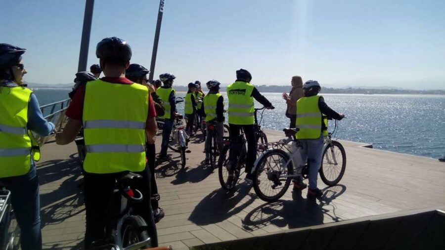 Santander: Guided Tour by Electric Bike - Centro Botín and the waterfront promenade