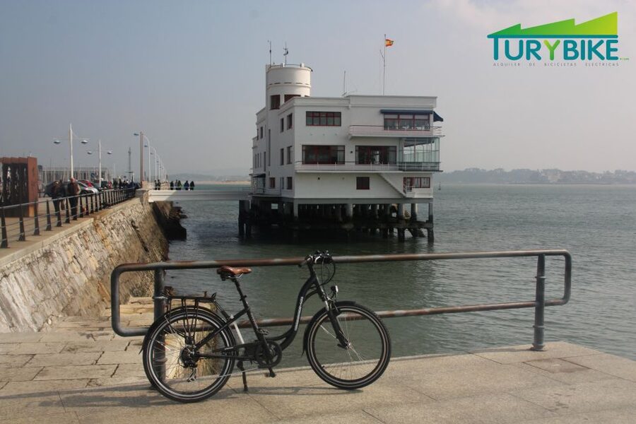 Santander: Guided Tour by Electric Bike - Magdalena Palace and the turn toward the beaches