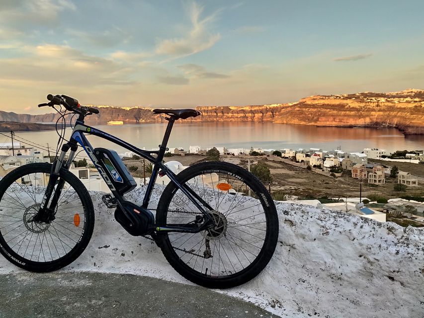 Santorini: Around the Island by Electric Bike - The return through vineyards and Emporio windmills