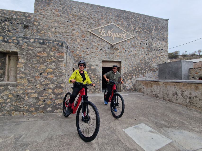 Santorini: E-bike tour experience - Why this route shows you more than the usual Santorini postcard