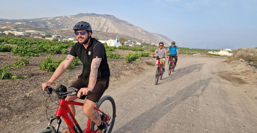 Santorini: E-bike tour experience - Who should book this Santorini e-bike tour?