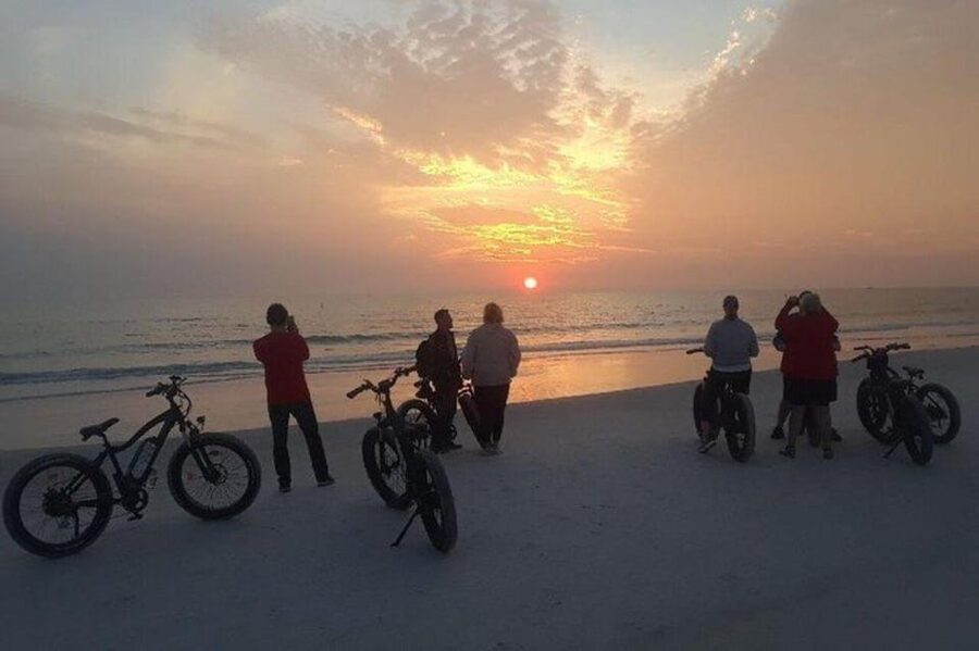 Sarasota: Siesta Key Electric Bike Sunset Tour - The guides make the difference