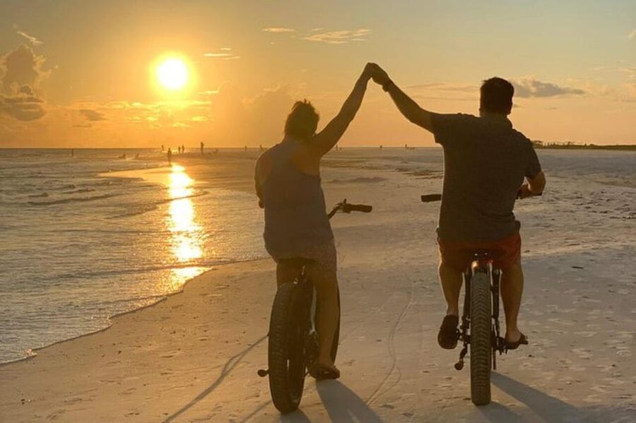 Sarasota: Siesta Key Electric Bike Sunset Tour - Price, parking, and cancellation details