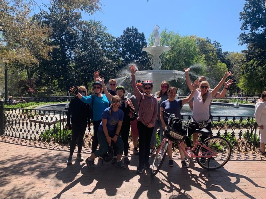 Savannah: Historic District Guided Bike Tour - Forsyth Park and Savannah’s famous fountain