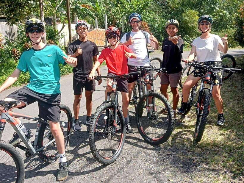 Scenic Cycling Tours Through Bali's Sidemen Countryside - Why cycling works so well in Sidemen