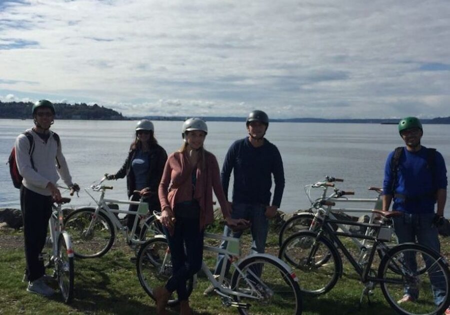 Seattle: 3 Hour Emerald City Standard Bike Tour - From the Seattle Waterfront to Queen Anne