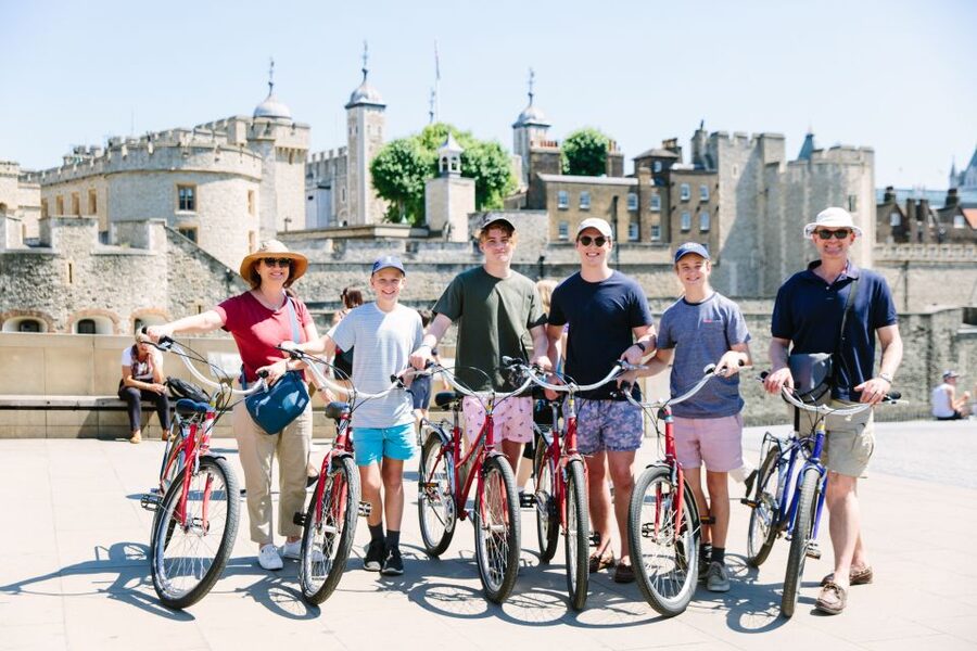Secrets of London Bike Tour: Thames, Tower Bridge & Market - Who should book this Thames ride?