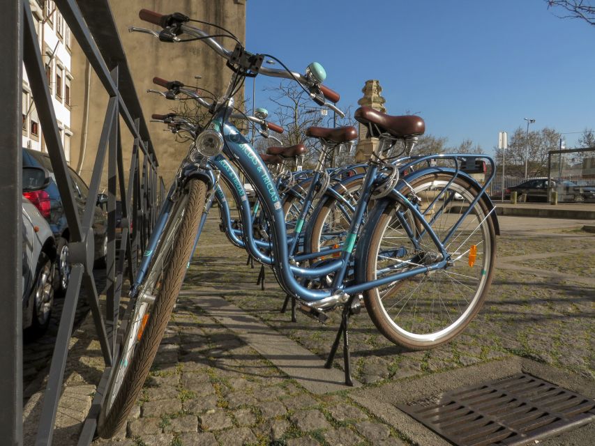 Self-Guided Bike to Surf"N"Food Pack - Porto’s hills and the easier coastal riding