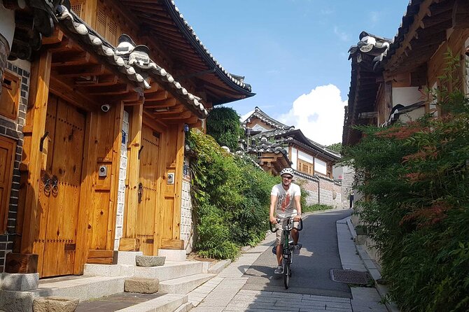 Seoul E-bike Tour - Arrival at Le Meilleur Jongno Town