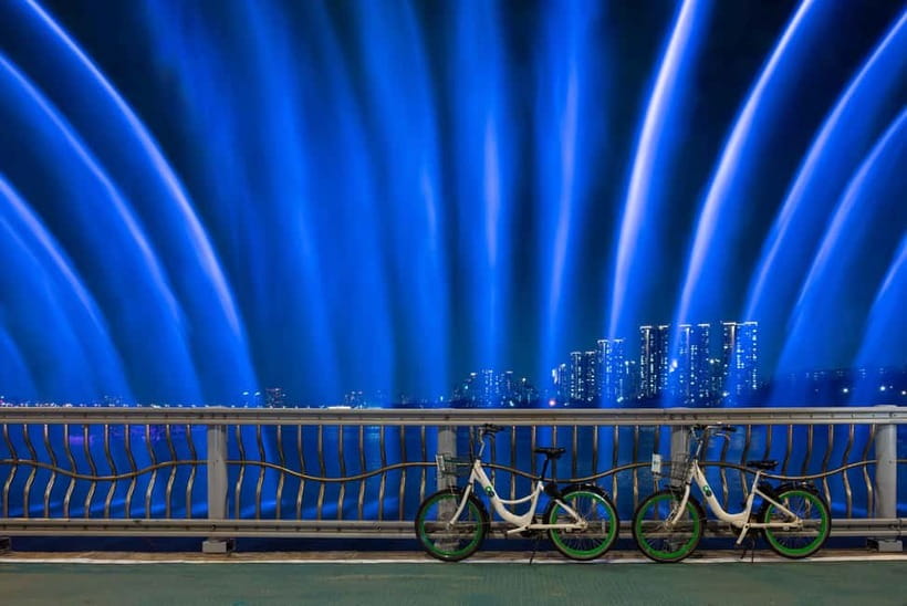 Seoul: Han River Sunset Bike Tour with Rainbow Fountain Show - Timing, weather, and seasonal limits