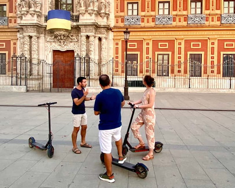 Seville: Electric Bike City Tour - The Alcázar, Cathedral, and Archive of the Indies