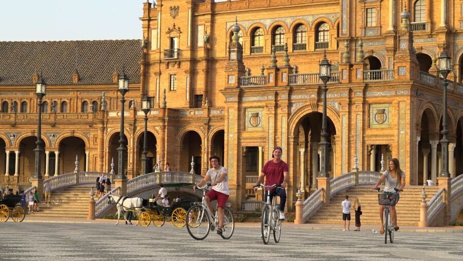 Seville: Guided Sunset Bike Tour - Plaza de España and the wider city