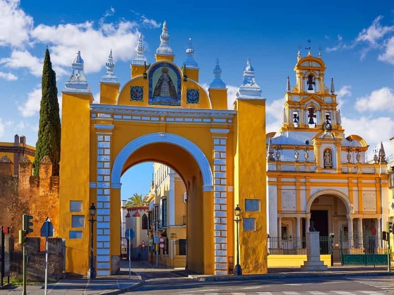 Seville: Highlights & Hidden Gems - Unique NL Bike Tour - Why a bicycle works so well in Seville