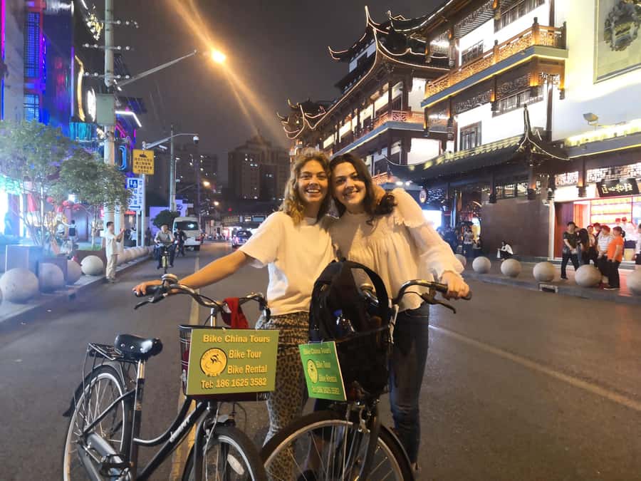 Shanghai: 4-Hour Nightlife Adventure & Tasting Bike Tour - Why Shanghai looks best from a bicycle at night