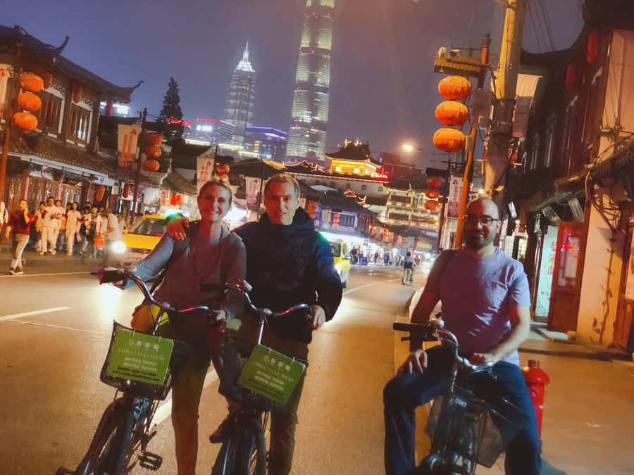 Shanghai Charming Night Small Group Bike Tour - Meeting at the Garden Hotel