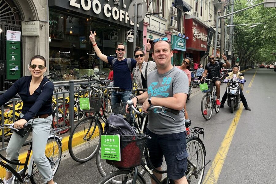 Shanghai: Half-Day Biking and Local Food Tour - Why a bicycle is smart in central Shanghai