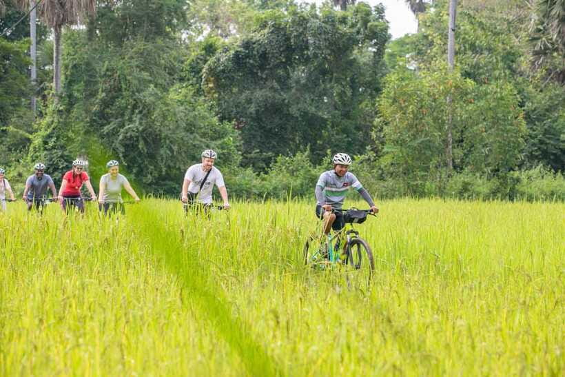 Siem Reap: Guided Countryside Bike Tour - Rice wine, temples, and a closer look at custom