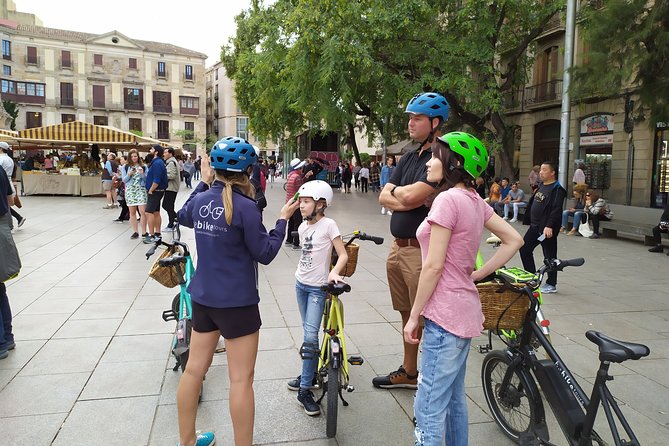 Sights of Barcelona E-Bike Tour Led by a Local Guide - Why an e-bike works well in Barcelona