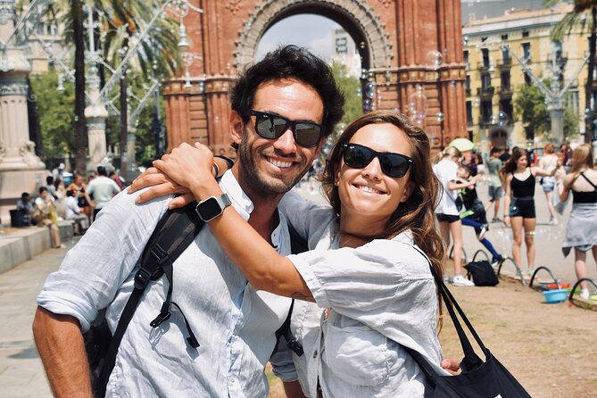 Sightseeing by Bike & Photo Shooting - Barceloneta and the Olympic Port bring in the Mediterranean