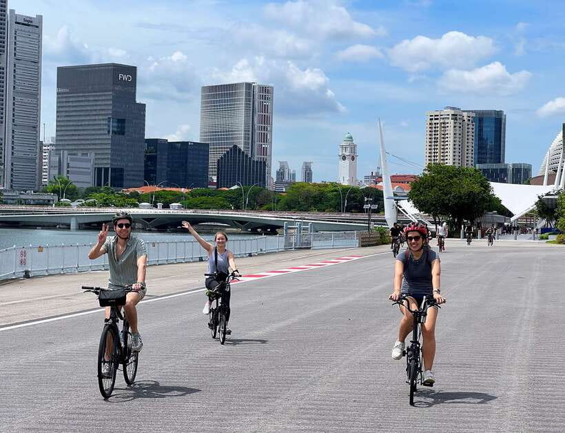 Singapore: Historical Half-Day Bike Tour - Starting at Crawford Lane near Kampong Glam