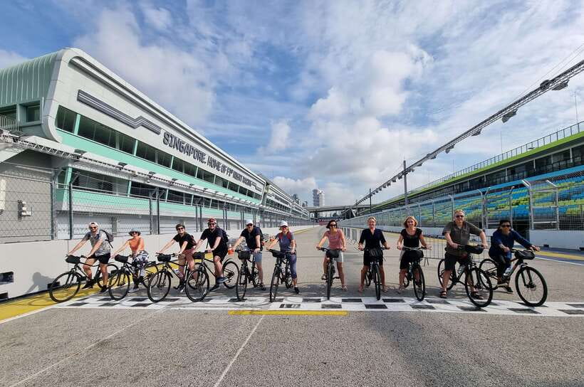 Singapore: Historical Half-Day Bike Tour - Who should book this Singapore bike tour?