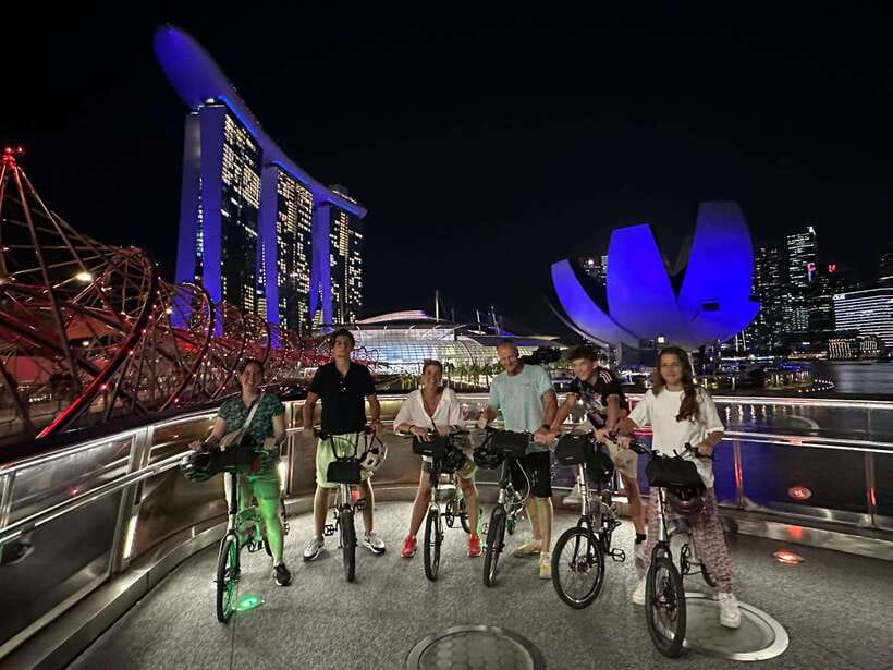 Singapore: Light to Night Bike Tour - Little India: color, culture, and a busy urban route