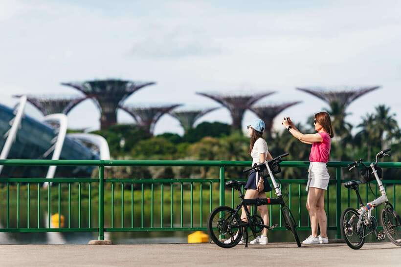 Singapore: Lion City Highlights Bike Tour - Haji Lane and Kampong Glam