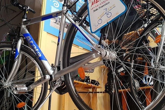 Siracusa tour on high tech bike - Jewish baths, churches, and civic monuments add depth