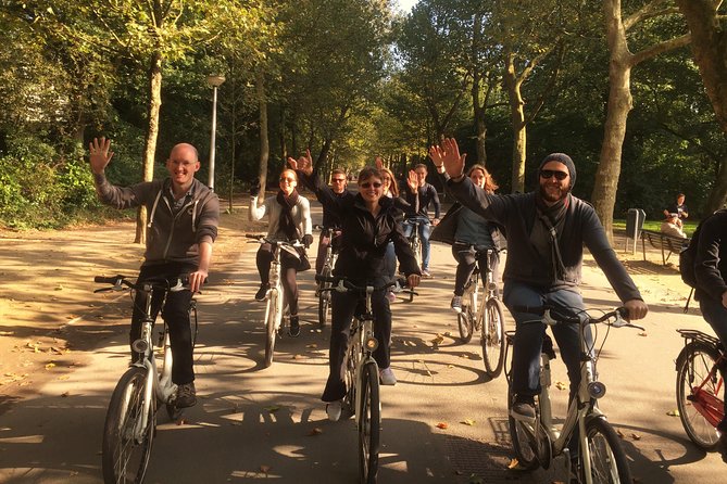 Small Group Guided Bike Tour of Amsterdam's Hidden Gems - Why Amsterdam works so well by bicycle