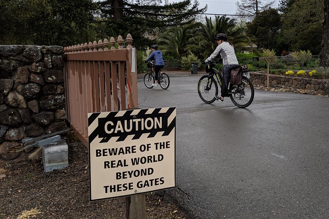 Sonoma Valley Pedal Assist Bike Tour with Lunch - Group size, guides, and the feel of the day