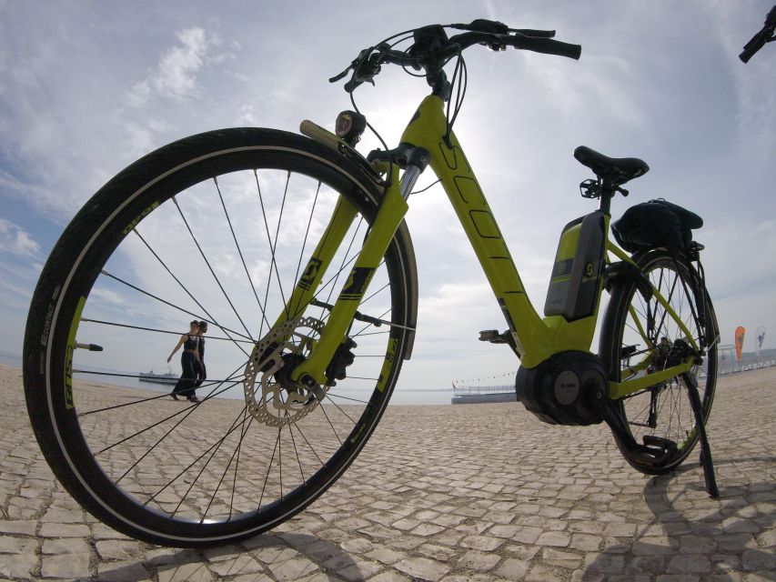 South Lisbon: 3-Hour Christ the King Electric Bike Tour - Key points at a glance