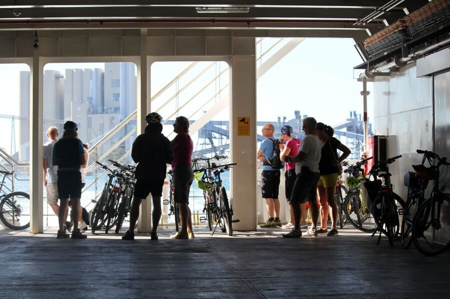South Lisbon: 3-Hour Christ the King Electric Bike Tour - Reaching the Sanctuary of Christ the King
