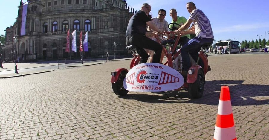 SRF CoBi | City Tour by ConferenceBike - Neumarkt and the Kulturpalast: Dresden’s public face