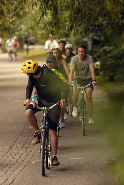 Stockholm: Guided Bike Tour - Djurgården brings parks, gardens, and wooden houses