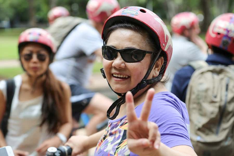 Sydney Highlights 2.5-Hour Bike Tour - Bikes, safety and the physical side