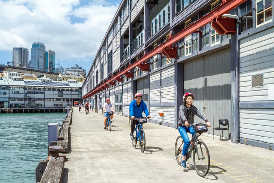 Sydney: Iconic Sights 4-Hour Bike Tour - Gardens, flying foxes, and a slower side of Sydney