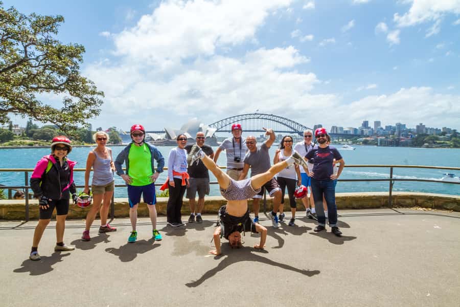 Sydney: Iconic Sights 4-Hour Bike Tour - The halfway pub stop
