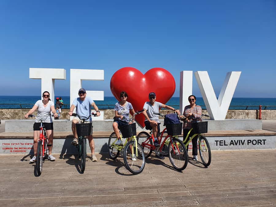 Tel Aviv 3-Hour Easy Bike Tour - Along the promenade toward the Tachana Compound