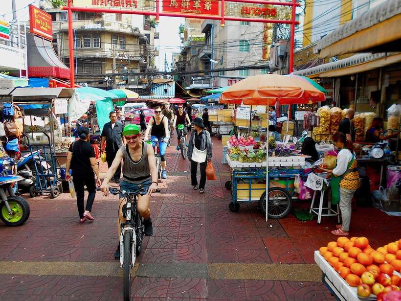 Thai culture and Bangkok local life guided bike tour - Why a bicycle is the right way to see this Bangkok