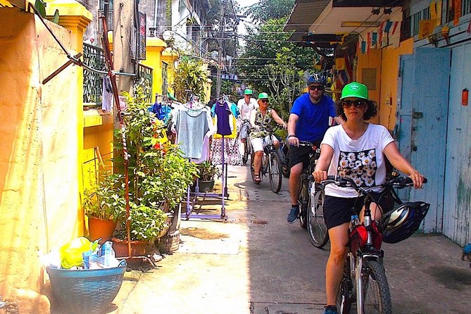 Thai Culture and Local Life 4- Hour Bangkok Bike Tour - Chinatown by bicycle, not coach