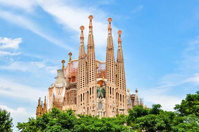The Beauty of Barcelona by Bike: Private Tour - Why a bike makes sense for Gaudí’s Barcelona