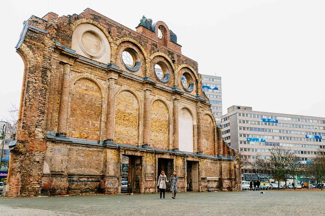 The Beauty of Berlin by Bike: Private Tour - Checkpoint Charlie and the Cold War story